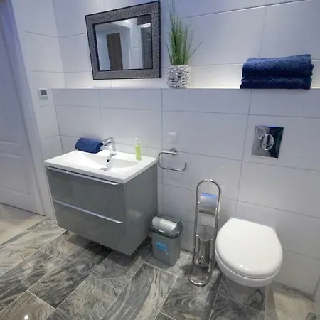 / Zimmervermietung בית הארחה