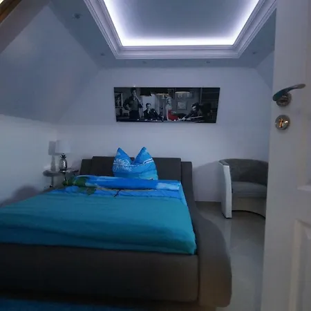 / Zimmervermietung 3* Wasbek