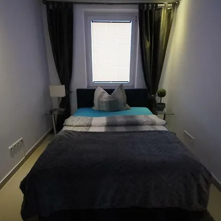 / Zimmervermietung Πανσιόν Wasbek