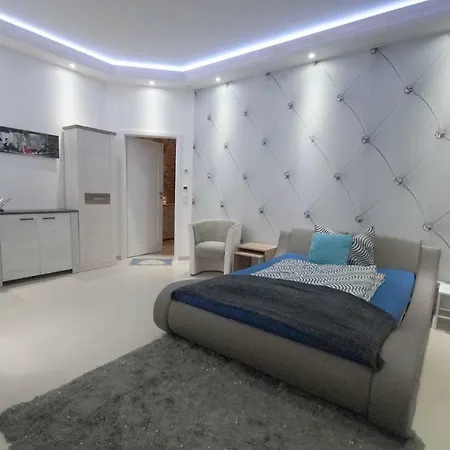 / Zimmervermietung בית הארחה