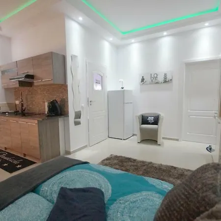 / Zimmervermietung בית הארחה