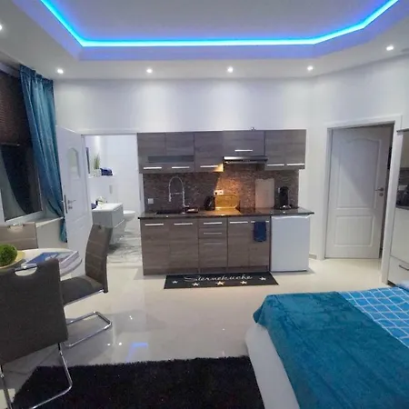 Πανσιόν / Zimmervermietung 3*