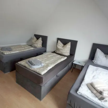 / Zimmervermietung 3* Wasbek