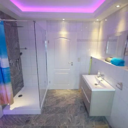 / Zimmervermietung 3*